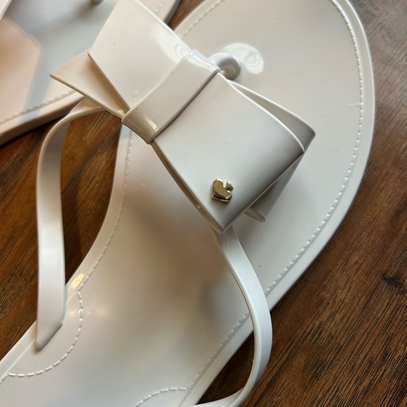 kate spade Shoes - Kate Spade New York Women’s Size 11 Flip Flops Bow Bride Wedding Summer